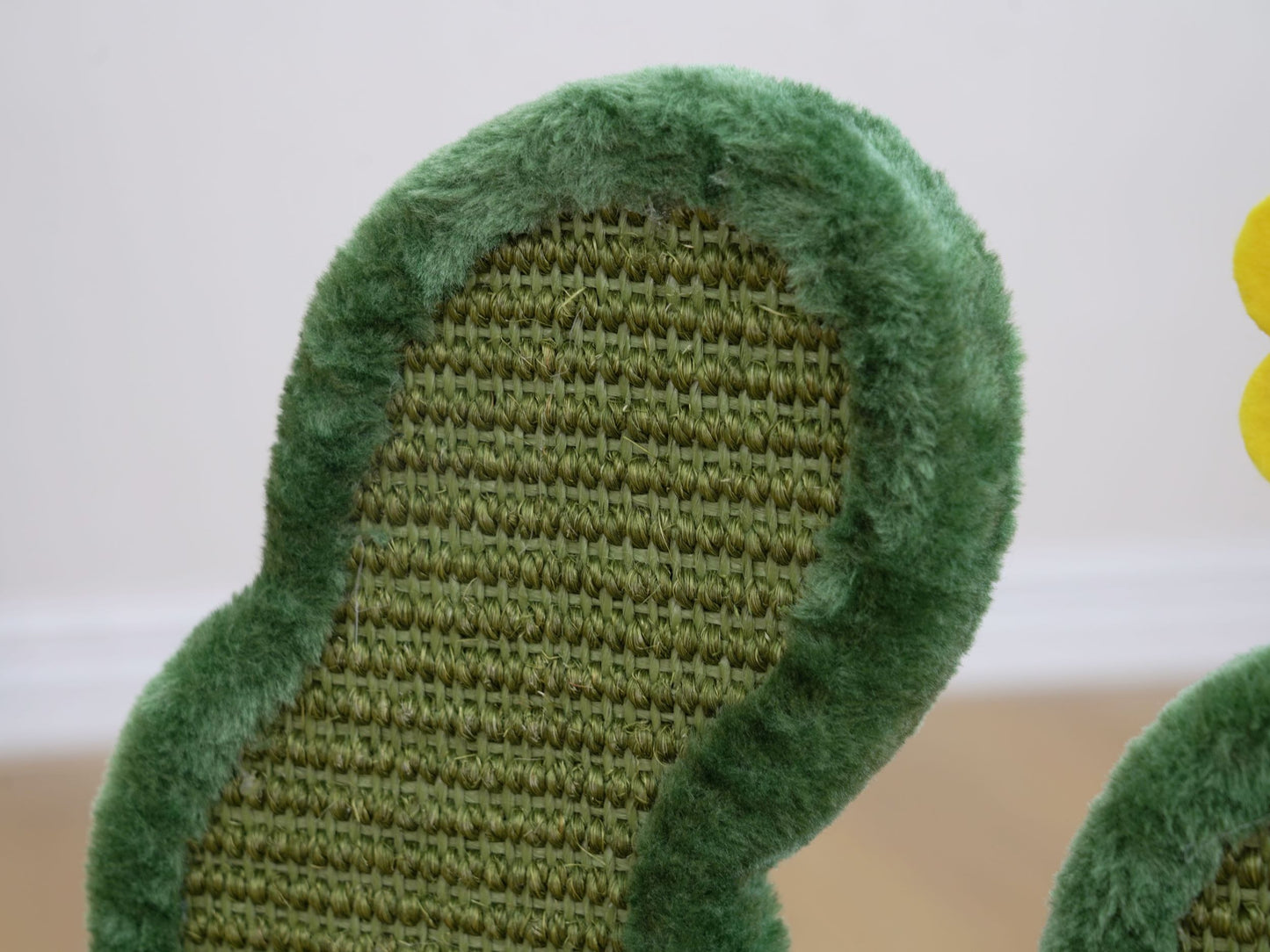 PetPals Natural Compostable Sisal Cactus-Shaped Cat Scratcher - 18"H, Natural Sisal, Medium