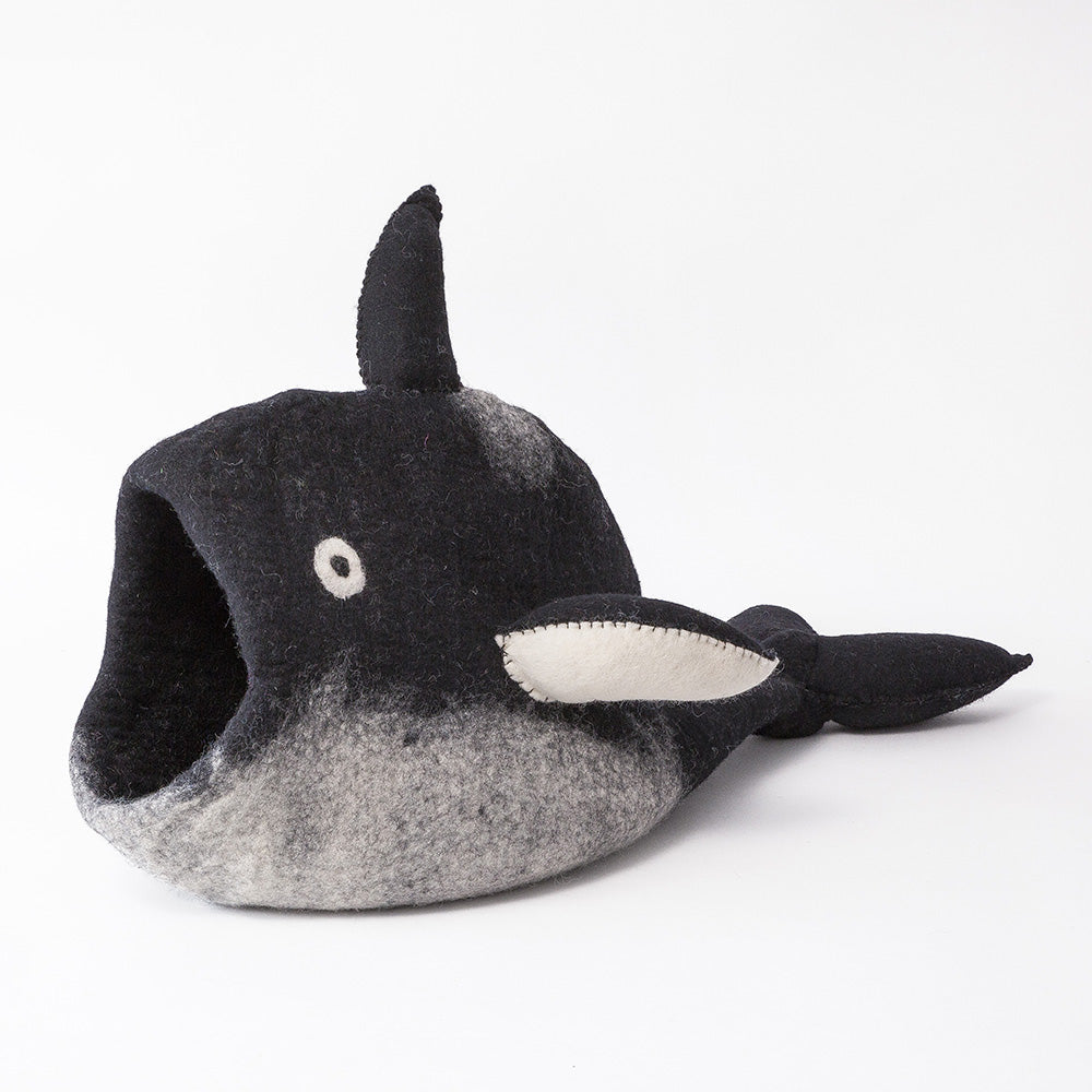 Wool Pet Cave, Orca, Grey/White