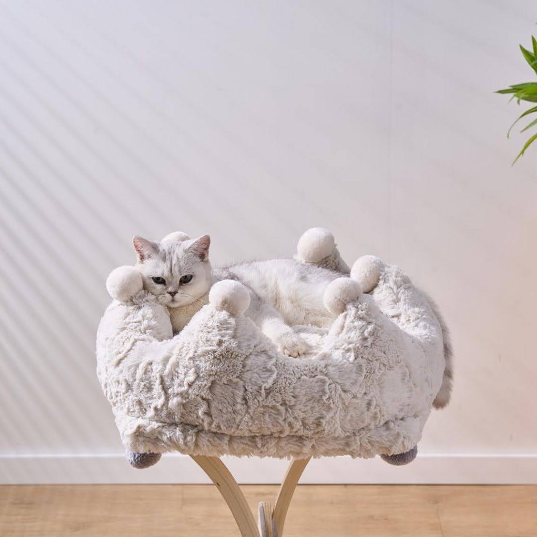 PetPals Anxiety Calming Cat Bed, Installed into Cat Tree, Crown Shaped & Washable Kitten Bed - Rose Crown