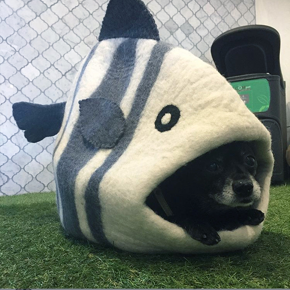 Wool Pet Cave, Fish, White/Grey