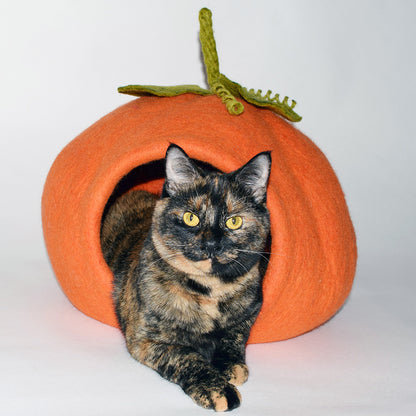 Wool Pet Cave, Pumpkin, Orange