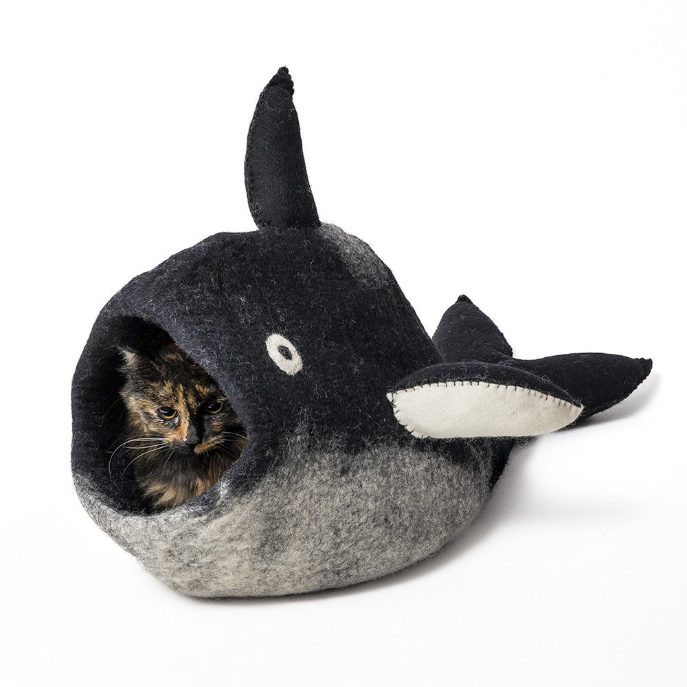 Wool Pet Cave, Orca, Grey/White